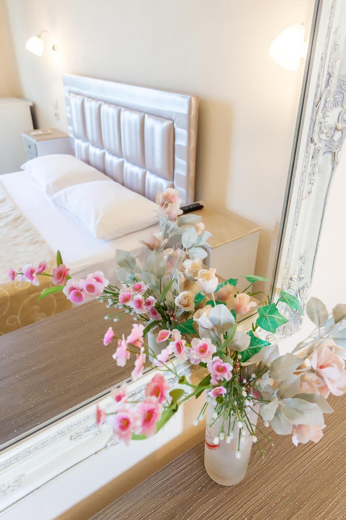 Mon Repos Aparthotel Panormos  Екстериор снимка